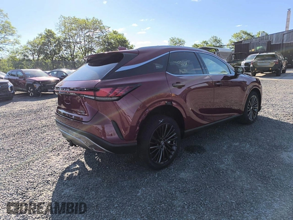 2024 Lexus RX 350 z VIN 2T2BAMCA9RC079250, wystawiony jako Copart lot #57477835 z przebiegiem 174 mil mil oraz Szkody całkowita. Historia ofert i sprzedaży dostępna na DreamBid. Obrazek 4.