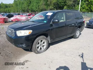 2008 Toyota Highlander z VIN JTEES41AX82096116, wystawiony jako IAAI lot #42409377 z przebiegiem 235 290 mil mil oraz . Historia ofert i sprzedaży dostępna na DreamBid. Obrazek 2.