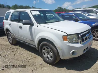 2008 Ford Escape XLS с VIN 1FMCU02Z18KD39486, выставлен на аукционе IAAI как лот 42311893 с пробегом 145 210 миль миль и . История ставок и продаж доступна на DreamBid. Изображение 1.