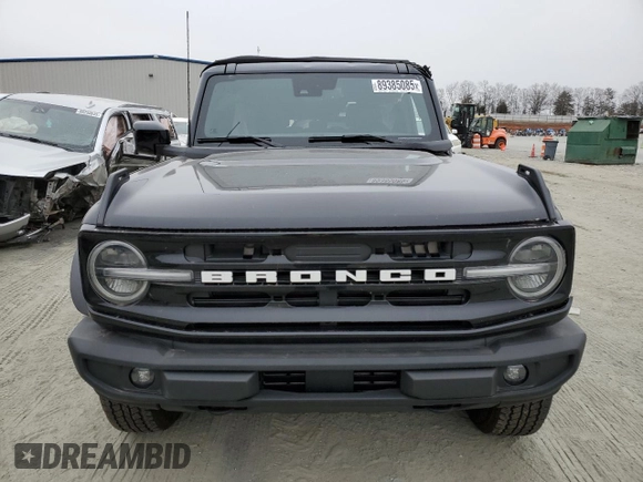 2024 Ford Bronco Outer Banks z VIN 1FMEE8BP6RLA07333, wystawiony jako Copart lot #50862875 z przebiegiem 11 348 mil mil oraz Szkoda całkowita • Salvage title. Historia ofert i sprzedaży dostępna na DreamBid. Obrazek 5.