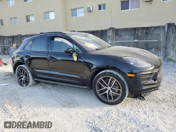 2022 Porsche Macan with VIN WP1AA2A5XNLB00621, listed as a Copart auction lot 45482235 with Not provided miles and Salvage title. Bid and sale history available at DreamBid. Image 4.