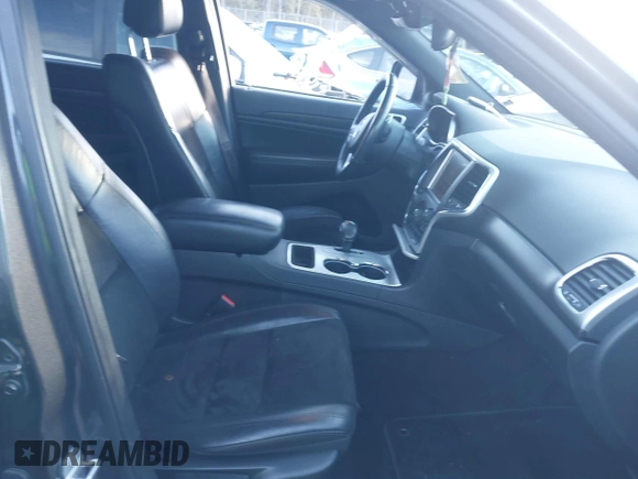 2015 Jeep Grand Cherokee Laredo with VIN 1C4RJFAG8FC135253, listed as a IAAI auction lot 41169128 with 110,478 mi miles. Bid and sale history available at carsss.com. Image 5.