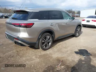 2023 Infiniti QX60 Luxe with VIN 5N1DL1FR5PC359109, listed as a IAAI auction lot 41236821 with 30,386 mi miles and . Bid and sale history available at DreamBid. Image 4.