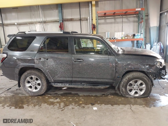 2019 Toyota 4Runner SR5 with VIN JTEZU5JRXK5192308, listed as a IAAI auction lot 41327678 with 127,320 mi miles. Bid and sale history available at carsss.com. Image 14.