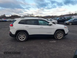 2016 Jeep Cherokee Latitude z VIN 1C4PJMCB7GW118036, wystawiony jako IAAI lot #41232593 z przebiegiem 114 880 mil mil oraz . Historia ofert i sprzedaży dostępna na DreamBid. Obrazek 13.