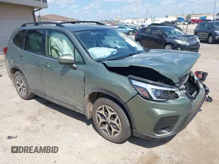 2021 Subaru Forester Premium z VIN JF2SKAJC7MH517290, wystawiony jako IAAI lot #42639207 z przebiegiem 51 697 mil mil oraz . Historia ofert i sprzedaży dostępna na DreamBid. Obrazek 1.