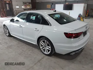 2023 Audi A4 S line Premium Plus с VIN WAUEAAF48PN008070, выставлен на аукционе IAAI как лот 42195055 с пробегом 19 911 миль миль и . История ставок и продаж доступна на DreamBid. Изображение 3.