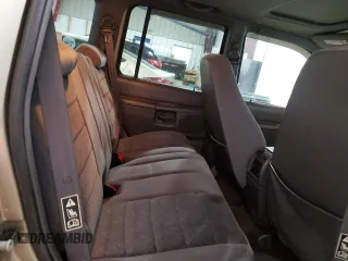2001 Ford Explorer XLT z VIN 1FMZU73E41ZA32695, wystawiony jako Copart lot #44854745 z przebiegiem 77 039 mil mil oraz Szkoda całkowita • Salvage title. Historia ofert i sprzedaży dostępna na DreamBid. Obrazek 11.