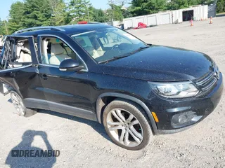 2012 Volkswagen Tiguan S с VIN WVGBV7AX6CW569754, выставлен на аукционе IAAI как лот 42662797 с пробегом 81 063 миль миль и . История ставок и продаж доступна на DreamBid. Изображение 1.