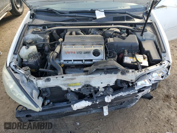 2004 Toyota Camry LE with VIN 4T1BF30K24U070927, listed as a Copart auction lot 46739185 with 172,121 mi miles and Salvage Title. Bid and sale history available at DreamBid. Image 12.