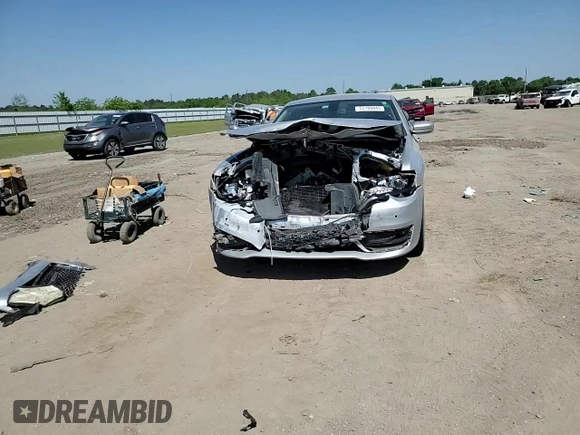 2022 Chrysler 300 Touring L with VIN 2C3CCADG6NH170906, listed as a Copart auction lot 52799445 with 41,555 mi miles and Salvage Title. Bid and sale history available at DreamBid. Image 11.