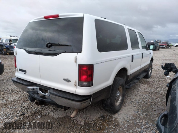 2004 Ford Excursion Special Serv with VIN 1FMNU41L04EB33694, listed as a Copart auction lot 55959735 with 183,692 mi miles and Salvage title. Bid and sale history available at DreamBid. Image 3.