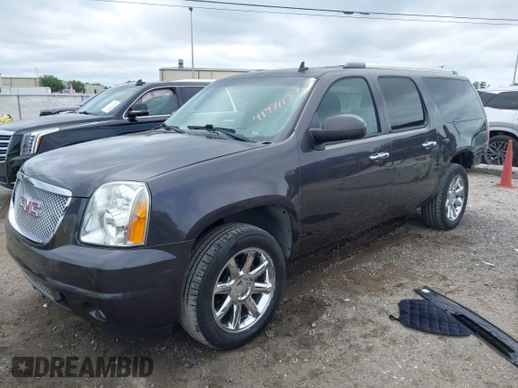 2011 GMC Yukon XL Denali with VIN 1GKS1MEF8BR279940, listed as a IAAI auction lot 41971157 with 218,597 mi miles. Bid and sale history available at carsss.com. Image 17.
