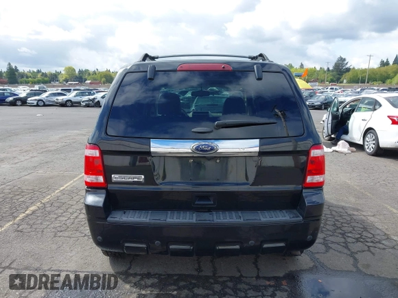 2011 Ford Escape Limited z VIN 1FMCU0E74BKB27716, wystawiony jako IAAI lot #42078584 z przebiegiem 213 689 mil mil oraz . Historia ofert i sprzedaży dostępna na DreamBid. Obrazek 16.