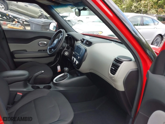 2019 Kia Soul with VIN KNDJN2A25K7660742, listed as a IAAI auction lot 41984920 with 49,695 mi miles. Bid and sale history available at carsss.com. Image 5.