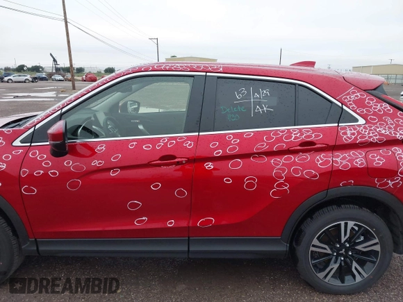 2025 Mitsubishi Eclipse Cross SE with VIN JA4ATWAA4SZ009699, listed as a IAAI auction lot 42178059 with 3,780 mi miles and . Bid and sale history available at DreamBid. Image 14.