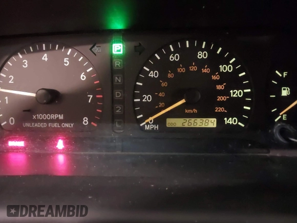 1998 Toyota Avalon XL with VIN 4T1BF18B7WU246141, listed as a IAAI auction lot 41405474 with 266,384 mi miles and . Bid and sale history available at DreamBid. Image 7.