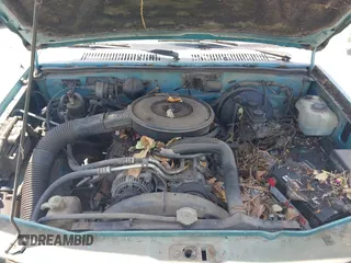 1995 Dodge Dakota z VIN 1B7GL23Y9SW925105, wystawiony jako IAAI lot #42460138 z przebiegiem 125 389 mil mil oraz . Historia ofert i sprzedaży dostępna na DreamBid. Obrazek 10.