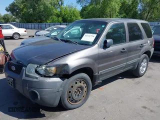 2006 Ford Escape XLT с VIN 1FMYU03166KA72695, выставлен на аукционе IAAI как лот 42331729 с пробегом 140 702 миль миль и . История ставок и продаж доступна на DreamBid. Изображение 2.