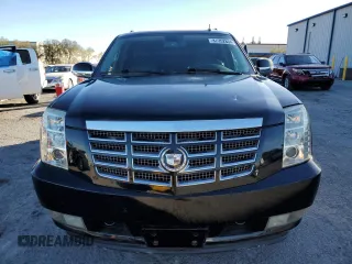 2008 Cadillac Escalade z VIN 1GYFC66898R195597, wystawiony jako Copart lot #87352834 z przebiegiem 154 045 mil mil oraz Szkoda całkowita • Salvage title. Historia ofert i sprzedaży dostępna na DreamBid. Obrazek 5.