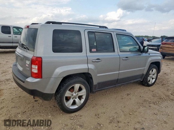 2015 Jeep Patriot Latitude with VIN 1C4NJPFBXFD368160, listed as a Copart auction lot 59235425 with 105,529 mi miles and Salvage title. Bid and sale history available at DreamBid. Image 3.