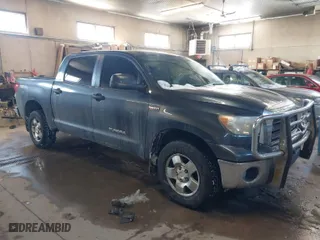 2008 Toyota Tundra 4WD Truck with VIN 5TFDV54138X056603, listed as a IAAI auction lot 41546836 with 152,785 mi miles. Bid and sale history available at carsss.com. Image 1.