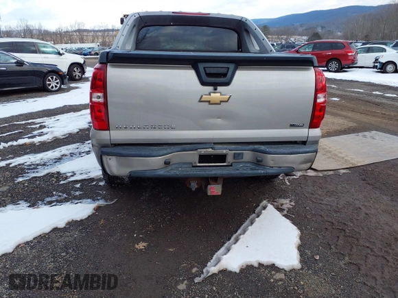 2007 Chevrolet Avalanche 3LT z VIN 3GNEC120X7G288249, wystawiony jako IAAI lot #41372185 z przebiegiem 254 319 mil mil oraz . Historia ofert i sprzedaży dostępna na DreamBid. Obrazek 12.