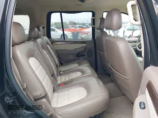 2005 Ford Explorer Eddie Bauer z VIN 1FMZU74K35UA80048, wystawiony jako IAAI lot #41741608 z przebiegiem 145 922 mil mil oraz . Historia ofert i sprzedaży dostępna na DreamBid. Obrazek 8.