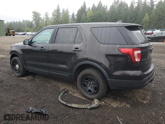 2016 Ford Police Interceptor Utility z VIN 1FM5K8AR3GGC26610, wystawiony jako Copart lot #72047714 z przebiegiem 67 551 mil mil oraz Nie do naprawy • Non repairable. Historia ofert i sprzedaży dostępna na DreamBid. Obrazek 2.