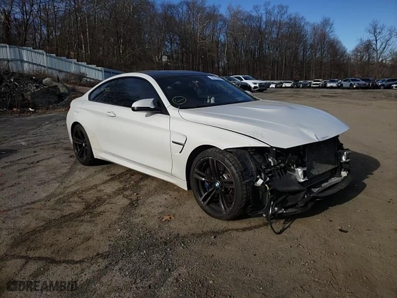 2015 BMW M4 with VIN WBS3R9C56FK329676, listed as a Copart auction lot 39219683 with 84,307 mi miles. Bid and sale history available at carsss.com. Image 11.