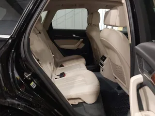 2018 Audi Q5 Prestige z VIN WA1CNAFY8J2144431, wystawiony jako IAAI lot #42100177 z przebiegiem 50 606 mil mil oraz . Historia ofert i sprzedaży dostępna na DreamBid. Obrazek 8.