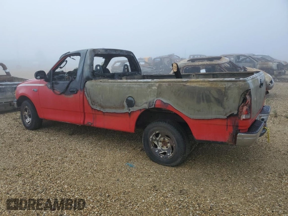 2004 Ford F-150 XL с VIN 2FTRF17274CA42635, выставлен на аукционе Copart как лот 46909355 с пробегом Не указан миль и На запчасти • Non repairable. История ставок и продаж доступна на DreamBid. Изображение 2.