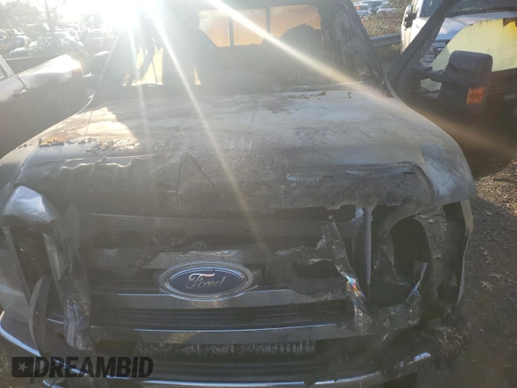 2008 Ford F-350 XL with VIN 1FTWX31R88EA33489, listed as a Copart auction lot 81902834 with Not Provided miles and Salvage Title. Bid and sale history available at DreamBid. Image 11.