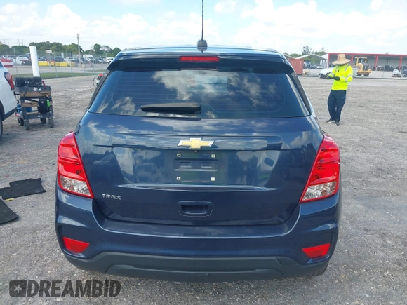 2018 Chevrolet Trax LS with VIN 3GNCJKSB4JL377396, listed as a IAAI auction lot 41943133 with 185,449 mi miles. Bid and sale history available at carsss.com. Image 16.