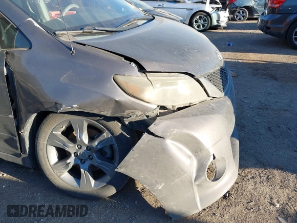2014 Toyota Sienna SE with VIN 5TDXK3DC1ES462473, listed as a IAAI auction lot 41811437 with 209,704 mi miles and . Bid and sale history available at DreamBid. Image 6.