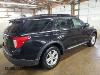 2020 Ford Explorer XLT with VIN 1FMSK8DH4LGB36656, listed as a Copart auction lot 52501035 with 86,527 mi miles and Clean Title. Bid and sale history available at carsss.com. Image 3.