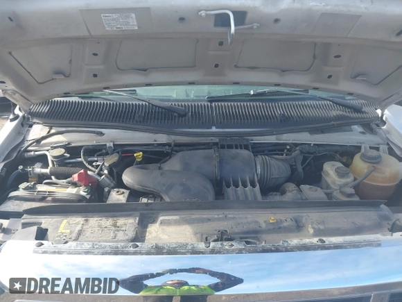 2014 Ford Econoline Passenger XL with VIN 1FBNE3BL2EDB06549, listed as a IAAI auction lot 41599964 with 197,921 mi miles. Bid and sale history available at carsss.com. Image 10.