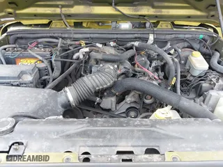 2008 Jeep Wrangler Unlimited X with VIN 1J4GA39158L529523, listed as a IAAI auction lot 41979992 with 304,641 mi miles. Bid and sale history available at carsss.com. Image 10.