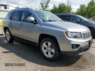 2017 Jeep Compass High Altitude with VIN 1C4NJDEB7HD109354, listed as a Copart auction lot 65372555 with 97,982 mi miles and Clean title. Bid and sale history available at DreamBid. Image 4.