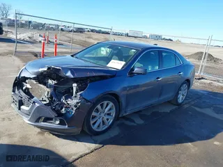 2015 Chevrolet Malibu LT with VIN 1G11D5SL0FF208469, listed as a IAAI auction lot 41673121 with 169,146 mi miles. Bid and sale history available at carsss.com. Image 2.
