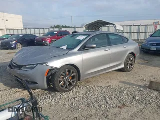 2016 Chrysler 200 S z VIN 1C3CCCBB1GN161818, wystawiony jako IAAI lot #41790359 z przebiegiem 136 416 mil mil oraz . Historia ofert i sprzedaży dostępna na DreamBid. Obrazek 2.