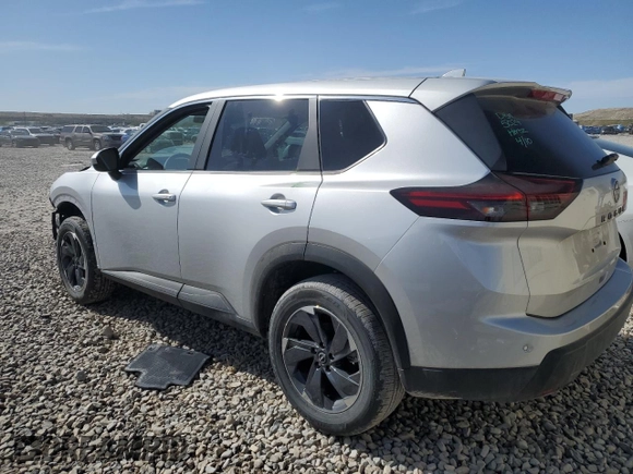 2025 Nissan Rogue SV with VIN 5N1BT3BA4SC808162, listed as a Copart auction lot 54365295 with 2,708 mi miles and Clean Title. Bid and sale history available at DreamBid. Image 2.