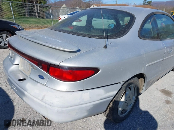 2001 Ford Escort ZX2 with VIN 3FAFP11321R241862, listed as a IAAI auction lot 41875706 with 284,720 mi miles. Bid and sale history available at carsss.com. Image 13.