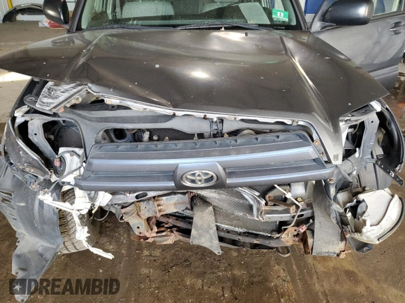2004 Toyota 4Runner SR5 with VIN JTEBU14R340033796, listed as a Copart auction lot 85018854 with Not Provided miles and Salvage Title. Bid and sale history available at DreamBid. Image 12.