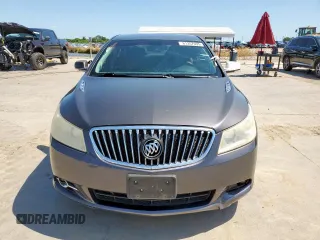 2013 Buick LaCrosse Leather z VIN 1G4GC5E38DF200726, wystawiony jako Copart lot #61357095 z przebiegiem 279 165 mil mil oraz Szkoda całkowita • Salvage title. Historia ofert i sprzedaży dostępna na DreamBid. Obrazek 5.