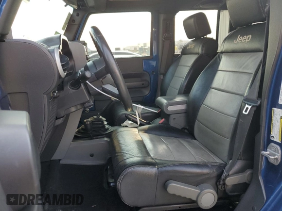 2010 Jeep Wrangler Unlimited Sahara with VIN 1J4BA5H16AL139530, listed as a Copart auction lot 44234825 with 136,722 mi miles and Clean Title. Bid and sale history available at carsss.com. Image 7.