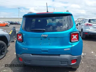 2022 Jeep Renegade Latitude with VIN ZACNJDB1XNPN66679, listed as a IAAI auction lot 42195768 with 31,272 mi miles and . Bid and sale history available at DreamBid. Image 15.