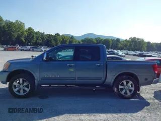 2011 Nissan Titan SL with VIN 1N6AA0EC7BN310833, listed as a IAAI auction lot 40140349 with 230,235 mi miles. Bid and sale history available at carsss.com. Image 15.