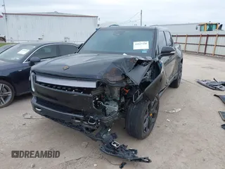 2023 Rivian R1T Adventure with VIN 7FCTGAAA2PN023485, listed as a IAAI auction lot 41227330 with 1 mi miles. Bid and sale history available at carsss.com. Image 17.