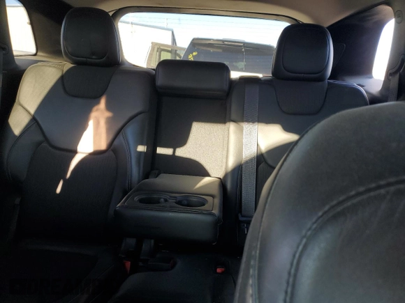 2018 Jeep Cherokee Latitude Plus with VIN 1C4PJLLB1JD510183, listed as a Copart auction lot 85849904 with 86,787 mi miles and Salvage Title. Bid and sale history available at DreamBid. Image 10.